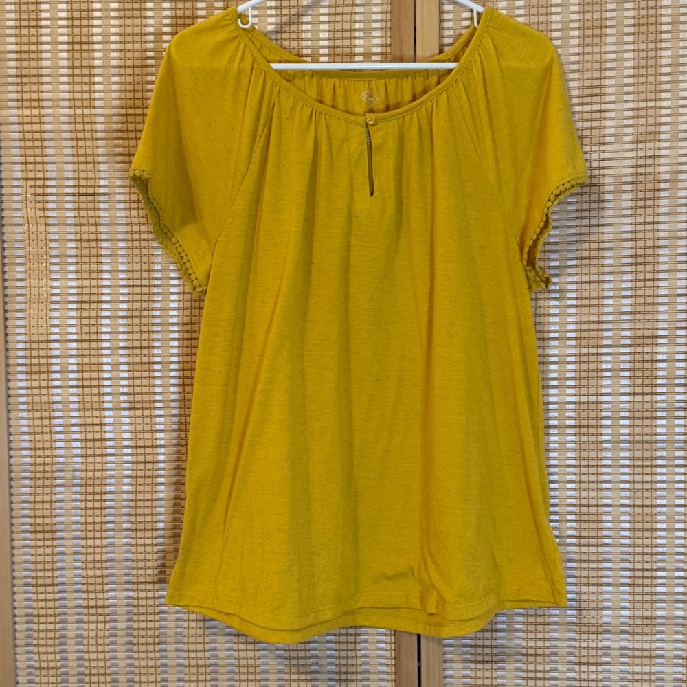 St Johns Bay Womens XL Mustard Yellow Linen Blend Crochet‎ Trim Keyhole Blouse